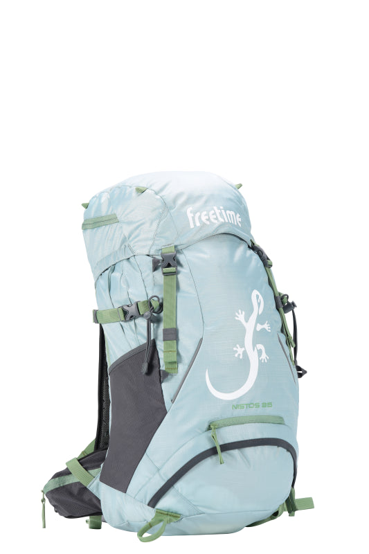 Sac à dos filet-tendu Nistos 35 litres - vue de 3/4 - bleu ciel avec sangles vertes et grande salamandre blanche sur l'avant.